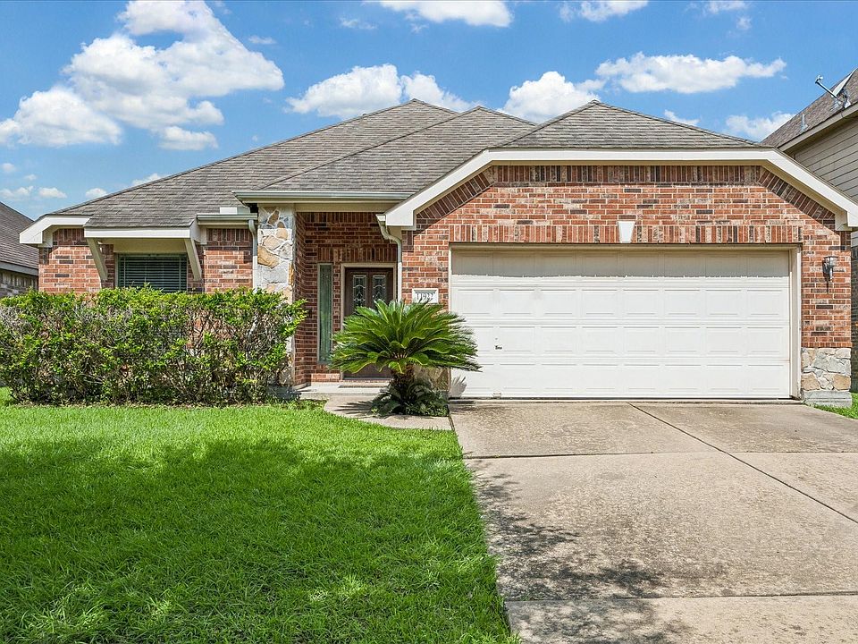 1st image of 11922 Green Colling Park Dr