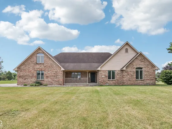 2002 Kerri Lynn Ln, Kokomo, IN 46902