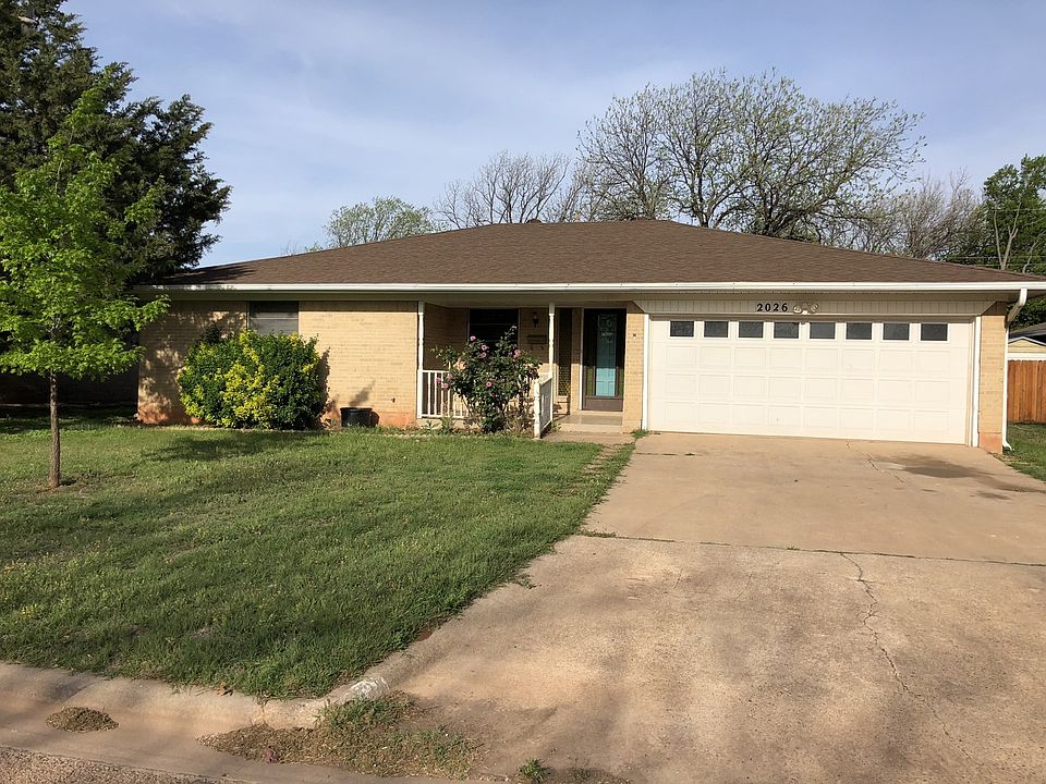 1st image of 2026 Marsalis Dr