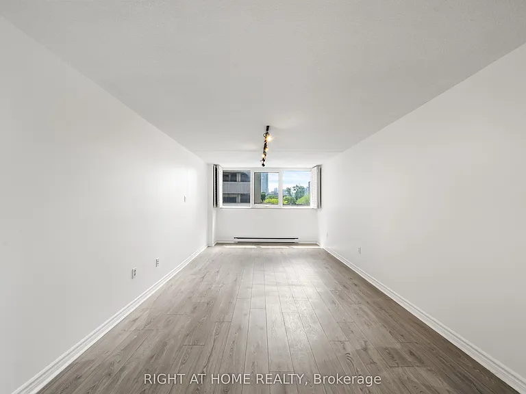 360 Bloor St E #411 — Photo 20