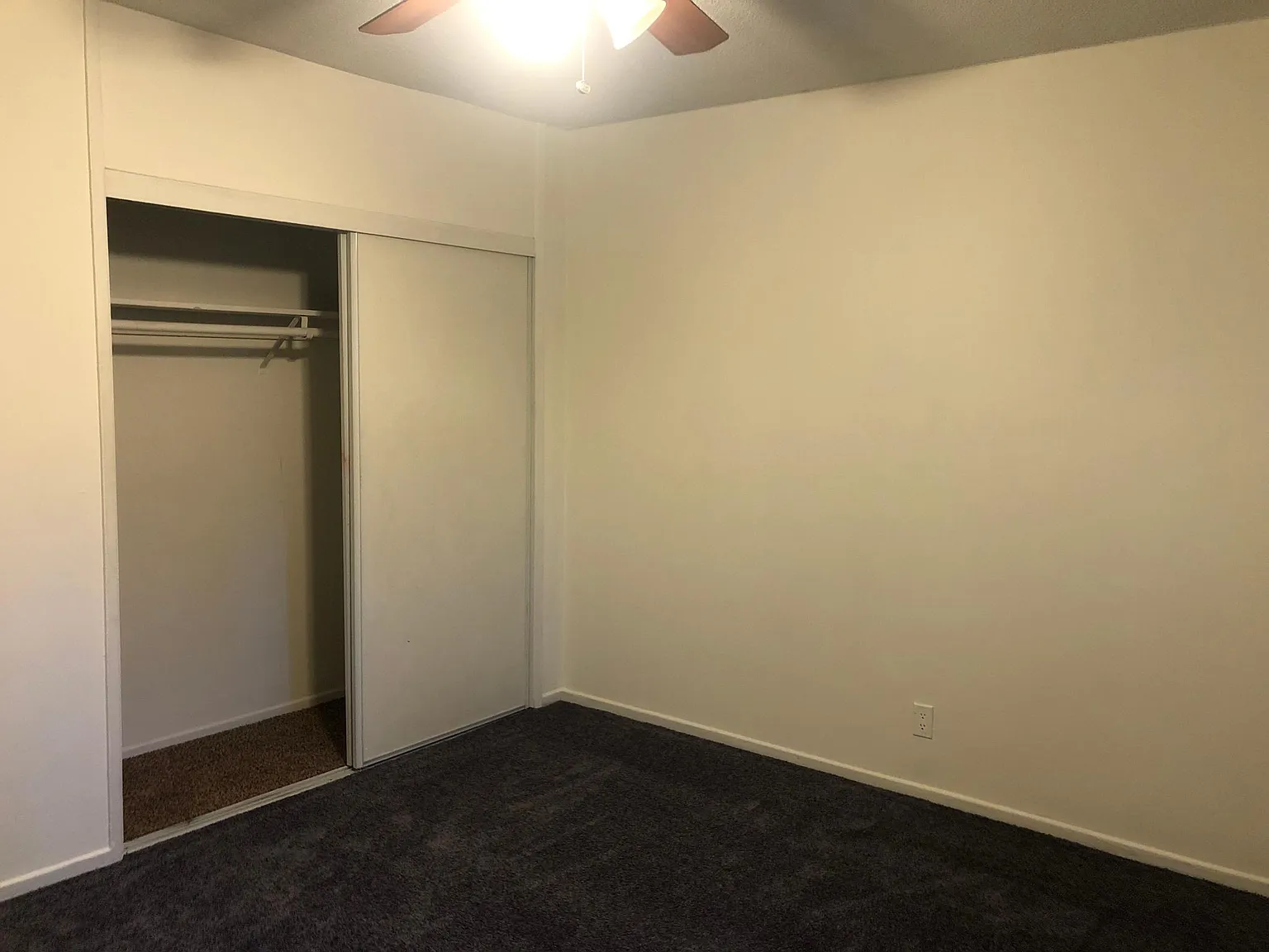 3 bed, 1000 sqft, $950 — Photo 3