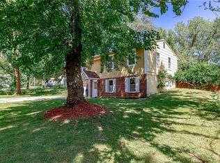 5552 NE 58th St, Kansas City, MO 64119