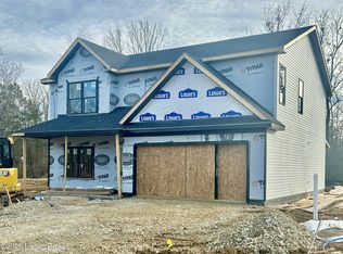 8205 Roseborough Rd, Louisville, KY 40228