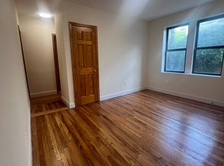 4717 39th St APT 2, Sunnyside, NY 11104