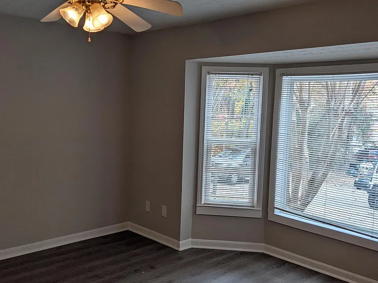 5507 Estates Ct — Photo 22
