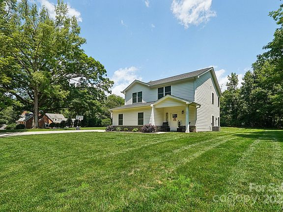 3rd image of 127 Wickersham Dr