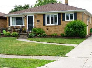 42 Ceil Dr, Cheektowaga, NY 14227