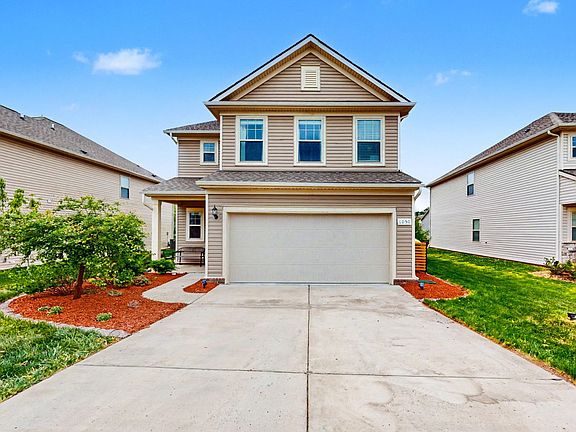 3rd image of 1050 Lonergan Cir