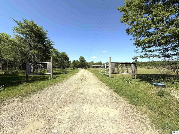 674 Curtis Traxler Rd, Winnsboro, LA 71295