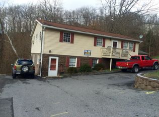 329 6th St #B, Morgantown, WV 26505