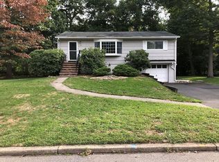 76 Refy Ave, Ramsey, NJ 07446