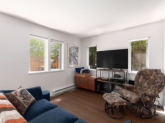 5th image of 1215 Brunette Ave #1