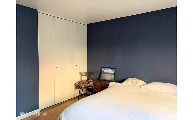 Rented by Douglas Elliman | media 7