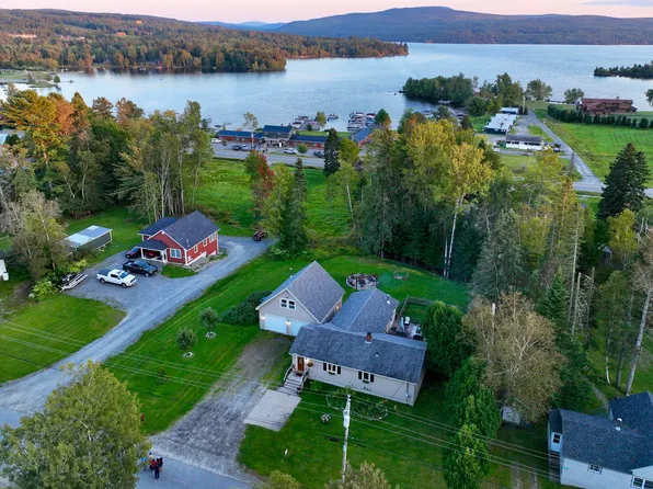 40 Cross Street, Rangeley, ME 04970