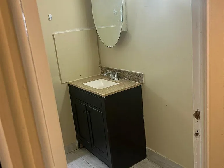 10331 Marlin Dr — Photo 2