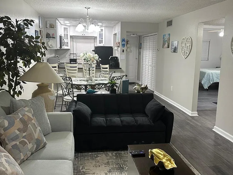 3rd Street Cir W — Photo 15