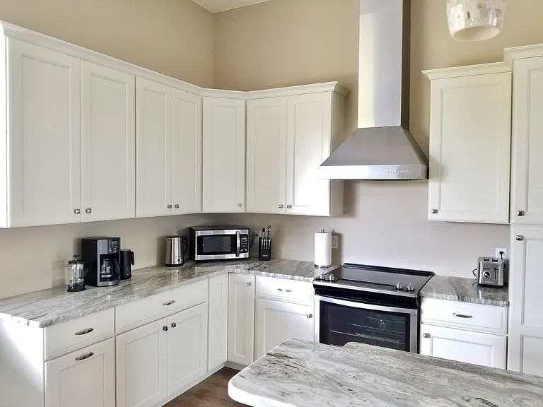 257 Manor Rd — Photo 10