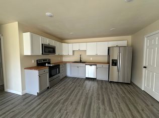 16899 S 12th St #5, Galesville, WI 54630