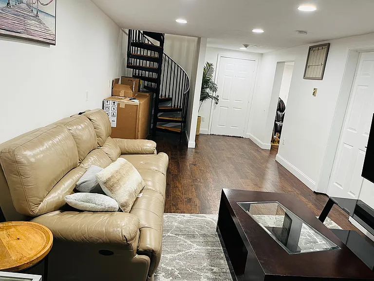 10 Wrentham Rd #101 — Photo 10