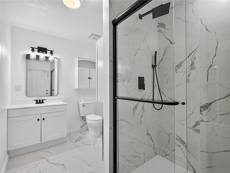 465 Rio Grande Ln — Photo 21