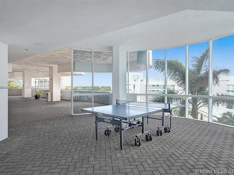 6301 Collins Ave #807 — Photo 32