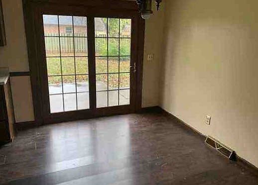 2nd image of 3358 Bow Dr