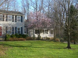 15 Hunter Ln, Ridgefield, CT 06877