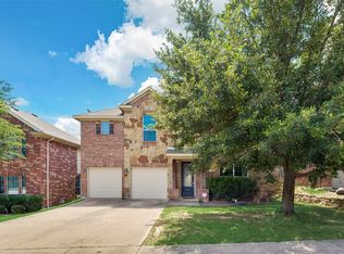 5840 Barrier Reef Dr, Fort Worth, TX 76179