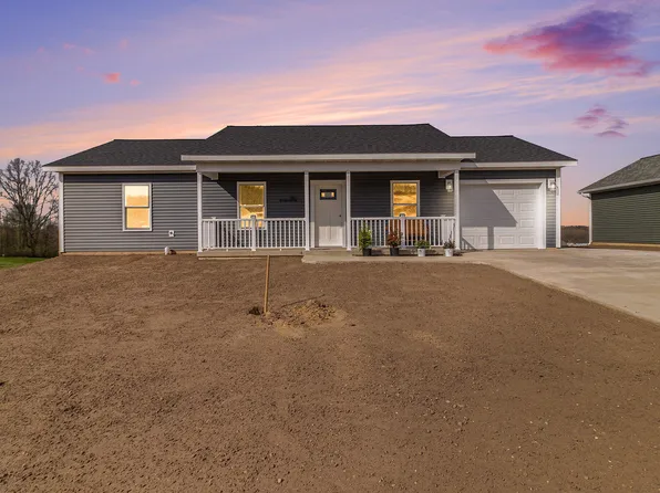 251 Stonecrest Dr, Shelby, MI 49455