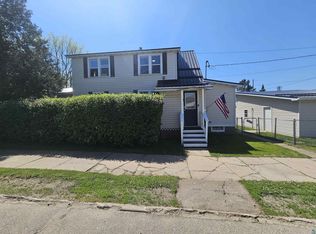 301 9th St S, Virginia, MN 55792
