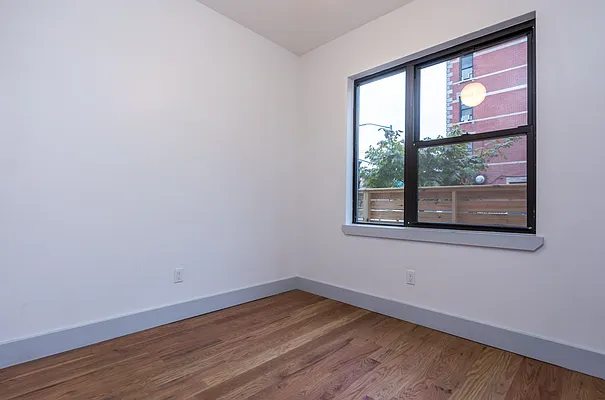 Rented by Nooklyn NYC LLC | media 36