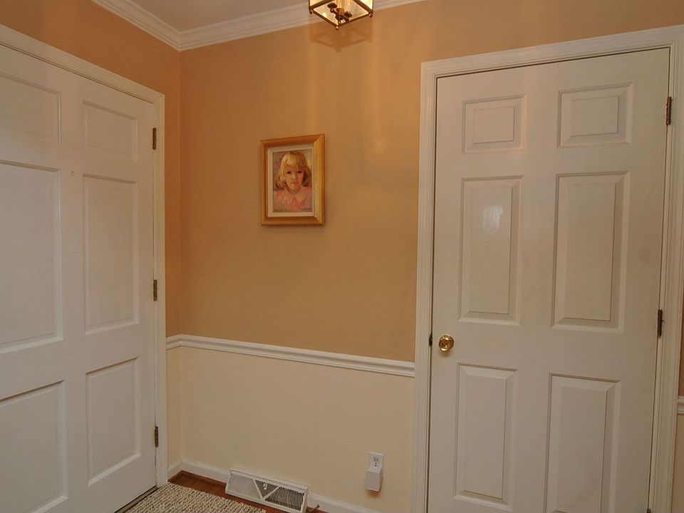 1st image of 603 Meade Dr