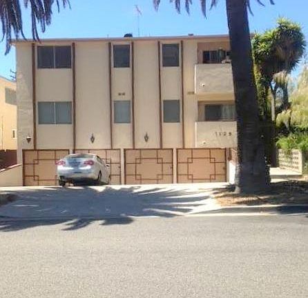 2nd image of 1128 12th St APT 3