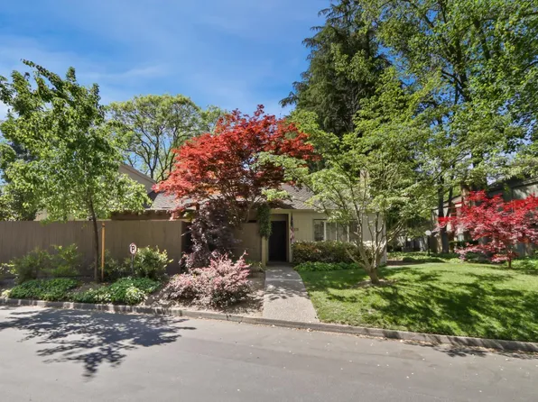 700 Dunbarton Cir, Sacramento, CA 95825
