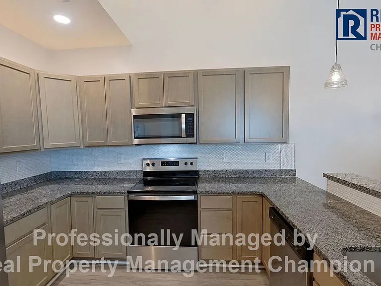148 Lincoln Place Cir — Photo 7