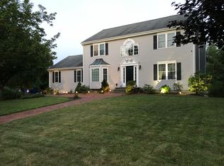 22 Summit Ridge Rd, Shelton, CT 06484