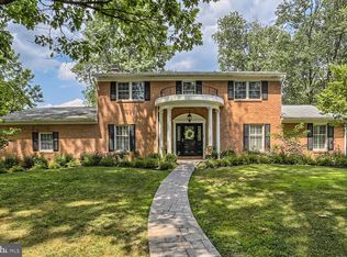 4416 Avon Dr, Harrisburg, PA 17112