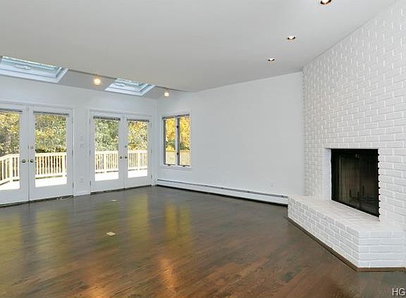 5th image of 12 Colonel Thomas Ln