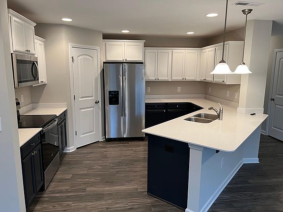 5th image of 7530 Oliver Park Dr