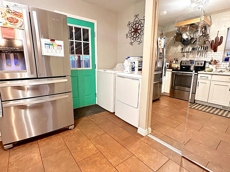 1022 S Pueblo St — Photo 13