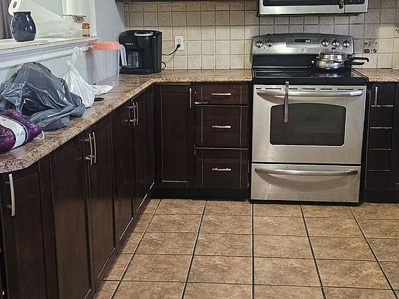 2nd image of 3867 Teeswater Rd