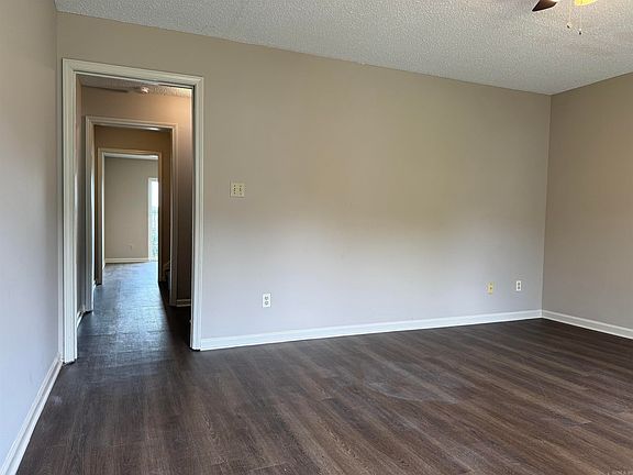 4th image of 22 Edgehill Cv