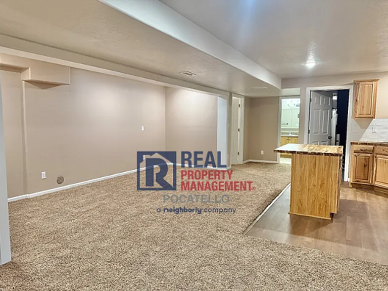 13355 N Dekay Rd — Photo 13