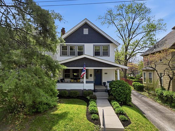 2nd image of 213 E Blake Ave