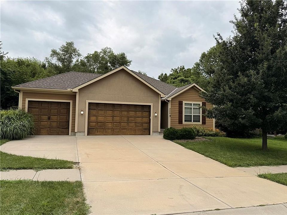 1st image of 4904 Parkway Dr