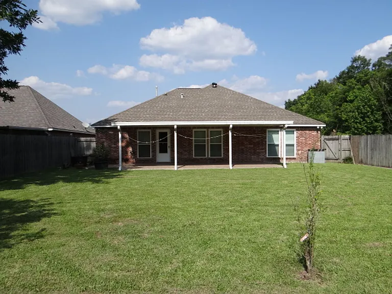 23673 Sweetbriar Ct — Photo 11