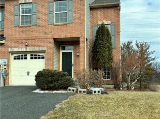 258 Milkweed Dr, Allentown, PA 18104