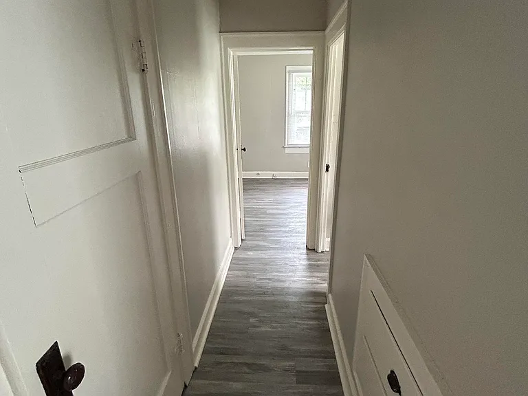 821 N Bradley Ave — Photo 14