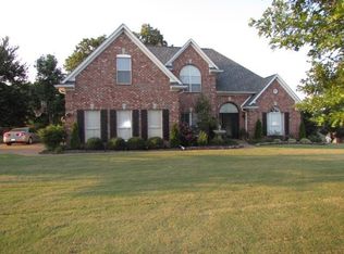 2938 Fountain Gate Dr, Hernando, MS 38632