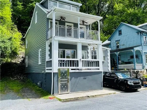 118 Main St, Glendon, PA 18042